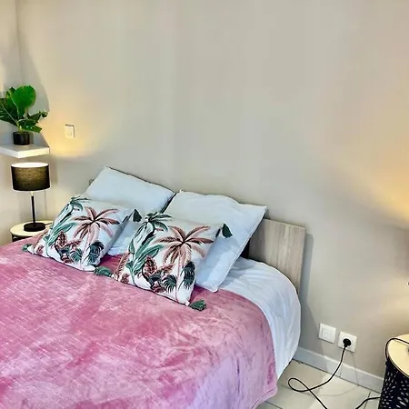 Eden Blue Yourhosthelper Appartement *